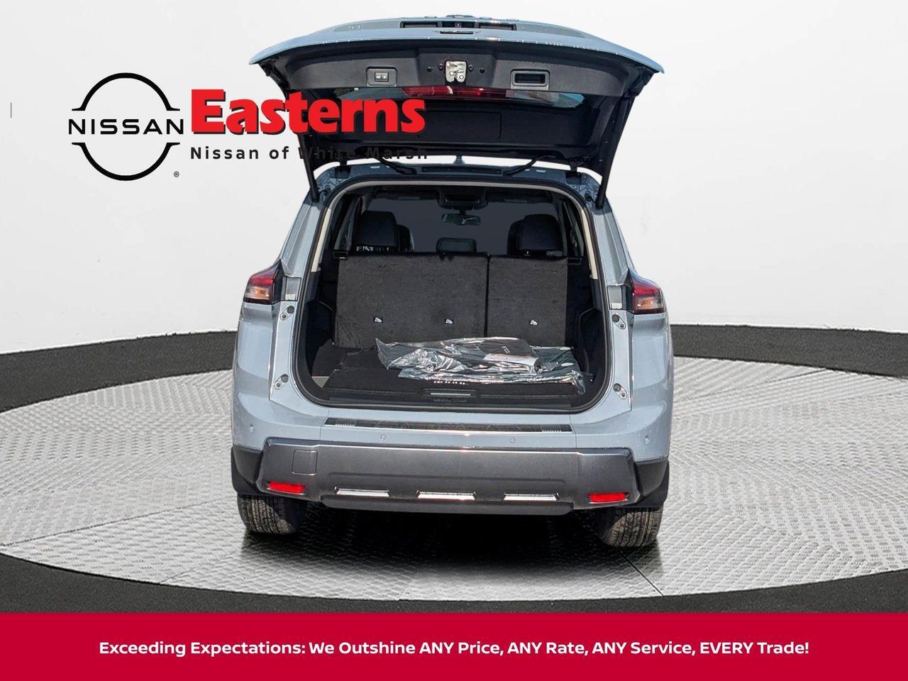 2025 Nissan Rogue SL White Marsh MD