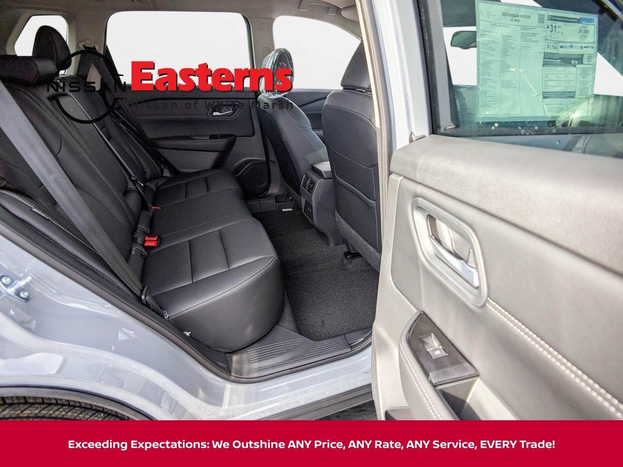 2025 Nissan Rogue SL White Marsh MD