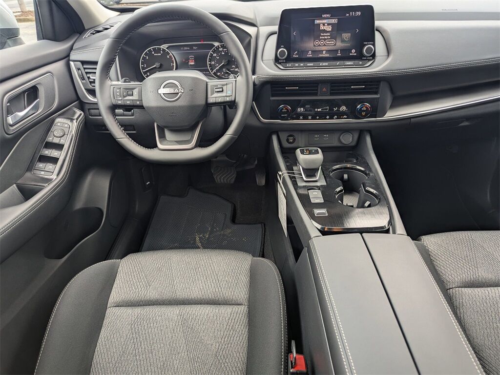 2025 Nissan Rogue SV Kennesaw GA