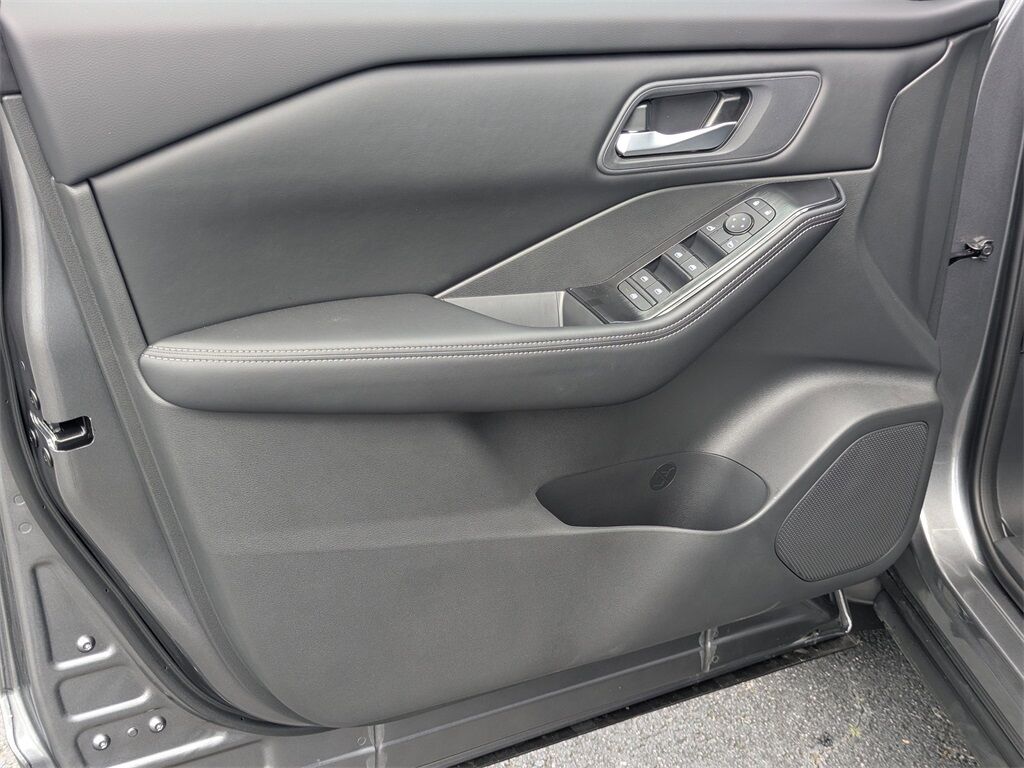 2025 Nissan Rogue SV Kennesaw GA