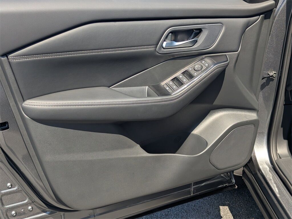 2025 Nissan Rogue SV Kennesaw GA