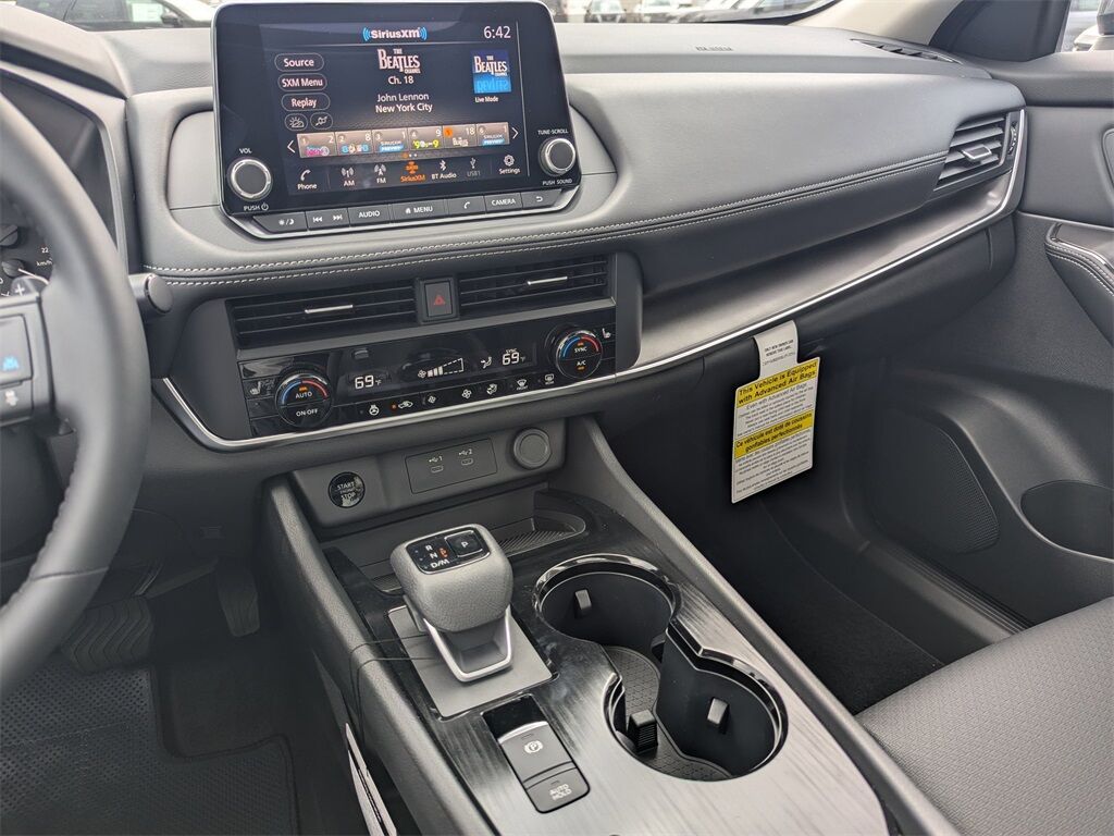 2025 Nissan Rogue SV Kennesaw GA