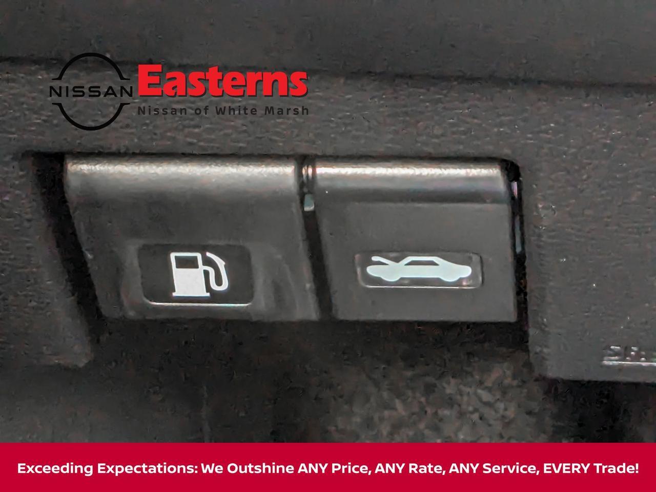 2025 Nissan Versa 1.6 SR White Marsh MD