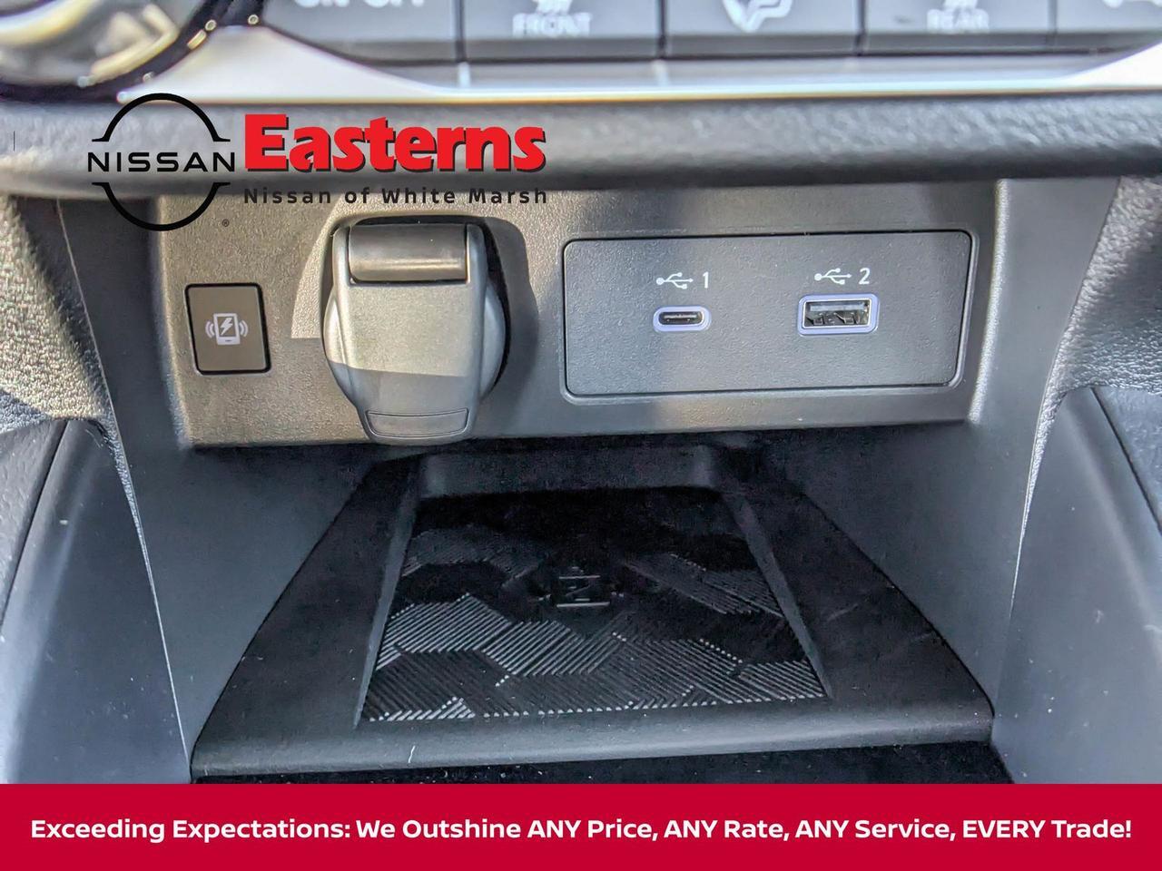 2025 Nissan Versa 1.6 SR White Marsh MD