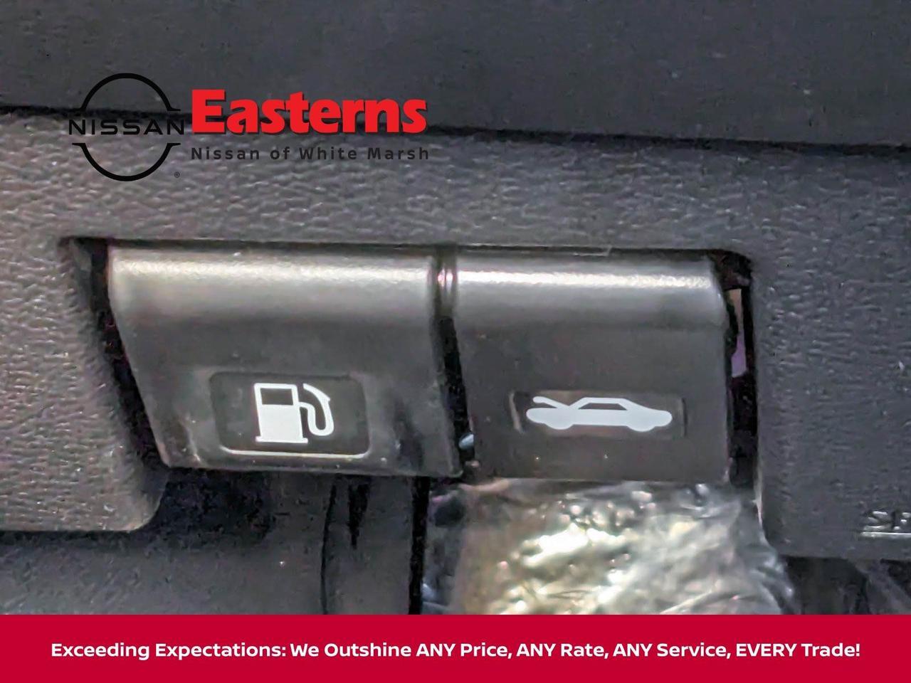 2025 Nissan Versa 1.6 SR White Marsh MD