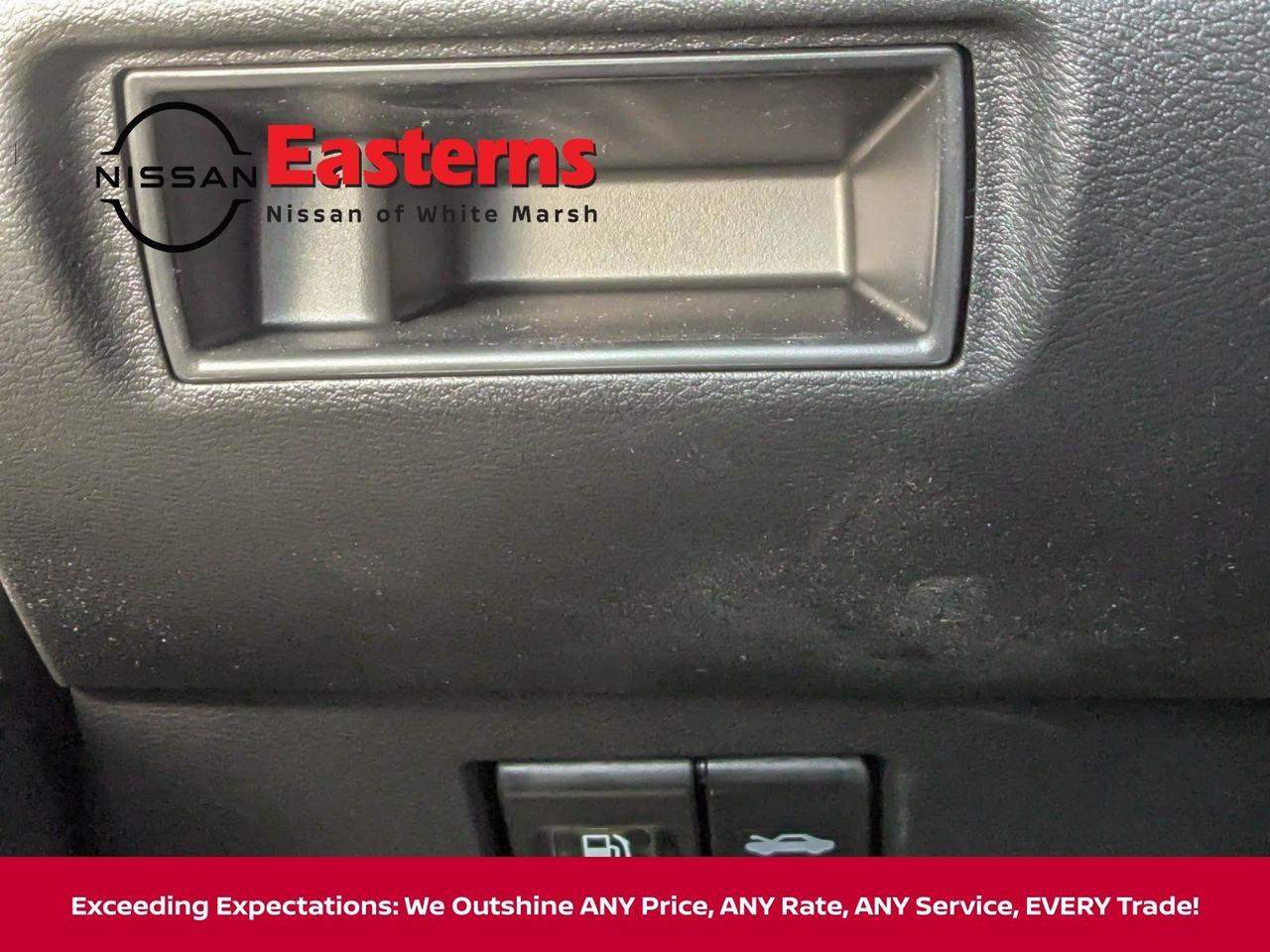 2025 Nissan Versa 1.6 SR White Marsh MD