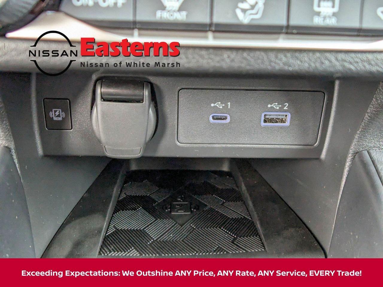 2025 Nissan Versa 1.6 SR White Marsh MD