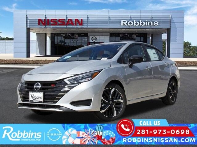 2025 Nissan Versa SR