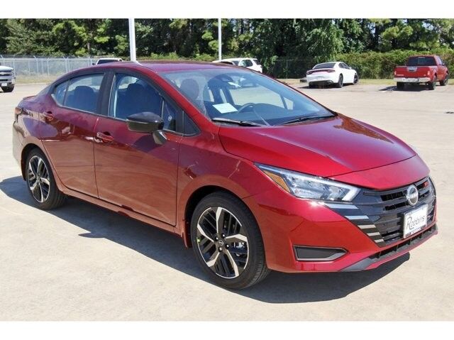 2025 Nissan Versa SR