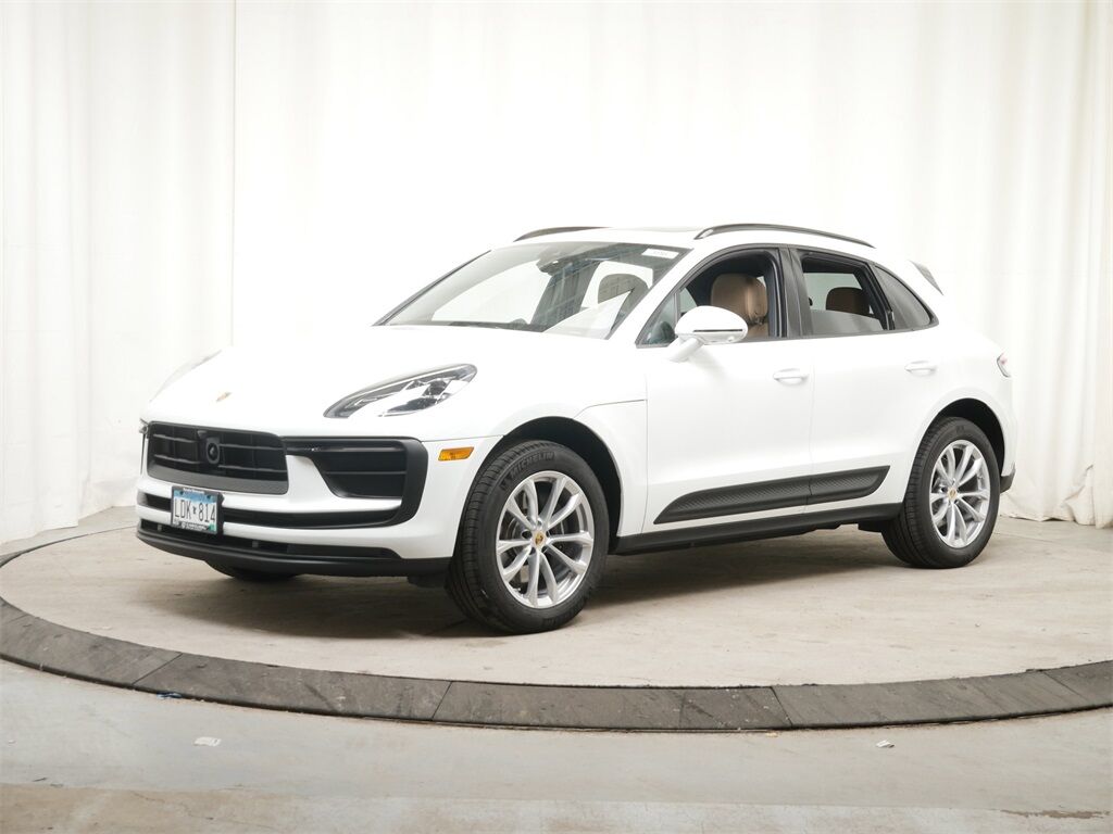 2025 Porsche Macan
