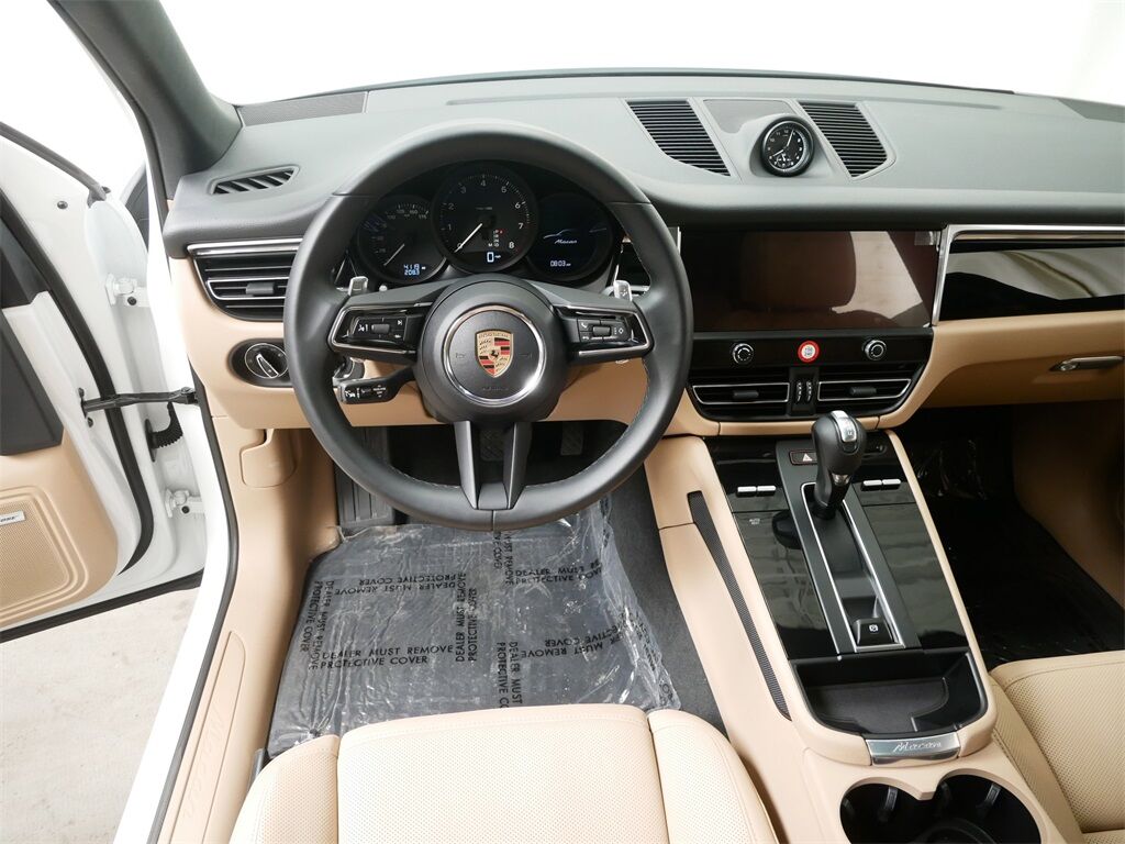 2025 Porsche Macan Oak Ridge TN