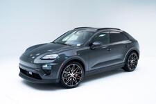 2025 Porsche Macan 4S Electric