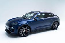 2025 Porsche Macan 4S Electric