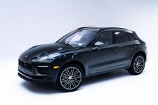 2025 Porsche Macan T