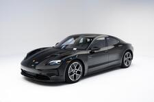 2025 Porsche Taycan 