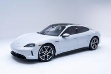 2025 Porsche Taycan 