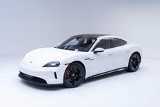 2025 Porsche Taycan 4S