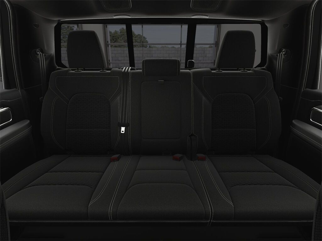 2025 Ram 1500 BIG HORN CREW CAB 4X4 5'7' BOX Kenosha WI