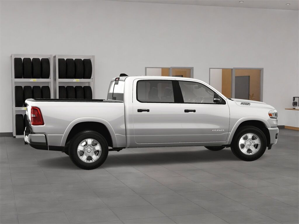 2025 Ram 1500 BIG HORN CREW CAB 4X4 5'7' BOX Kenosha WI