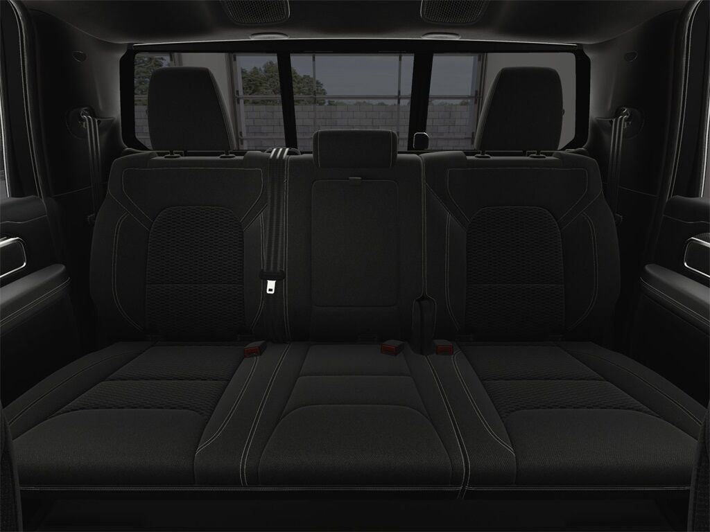 2025 Ram 1500 BIG HORN CREW CAB 4X4 5'7' BOX Kenosha WI