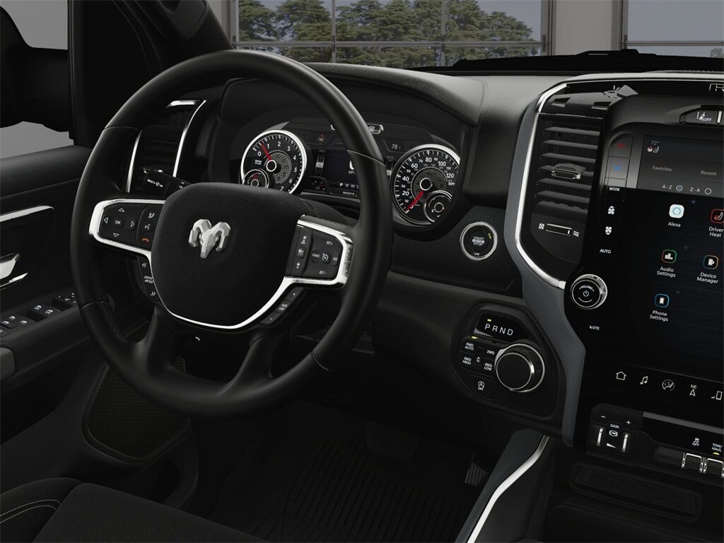 2025 Ram 1500 BIG HORN CREW CAB 4X4 5'7' BOX Kenosha WI