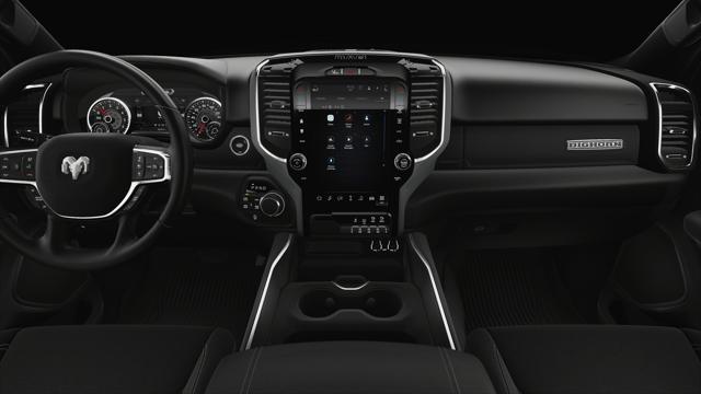 2025 Ram 1500 BIG HORN CREW CAB 4X4 5'7' BOX Racine WI
