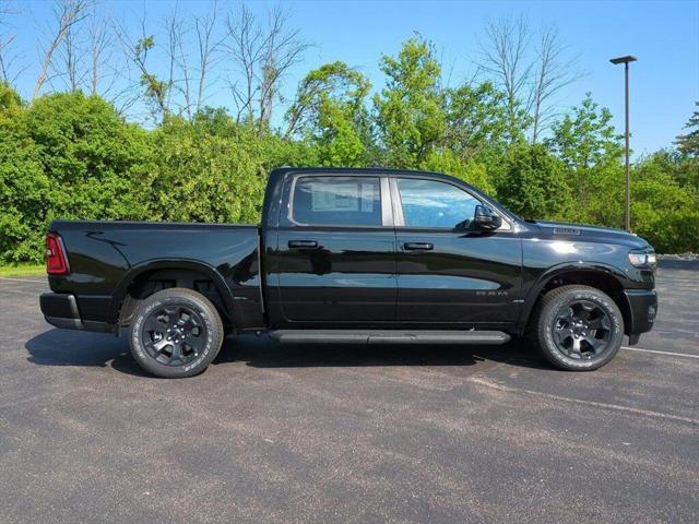 2025 Ram 1500 BIG HORN CREW CAB 4X4 5'7' BOX Racine WI