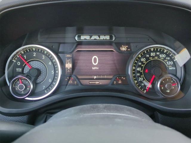 2025 Ram 1500 BIG HORN CREW CAB 4X4 5'7' BOX Racine WI