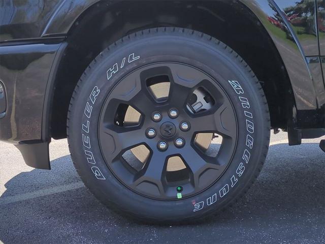 2025 Ram 1500 BIG HORN CREW CAB 4X4 5'7' BOX Racine WI