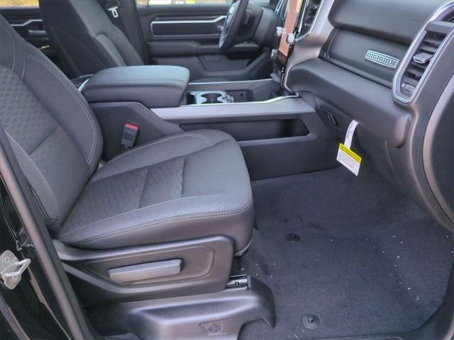 2025 Ram 1500 BIG HORN CREW CAB 4X4 5'7' BOX Racine WI
