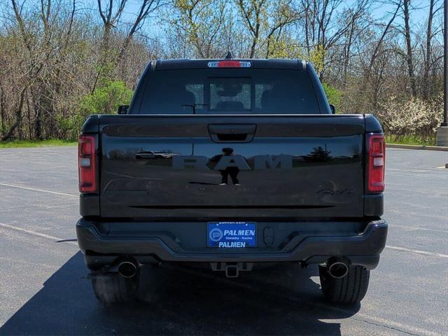 2025 Ram 1500 BIG HORN CREW CAB 4X4 5'7' BOX Racine WI
