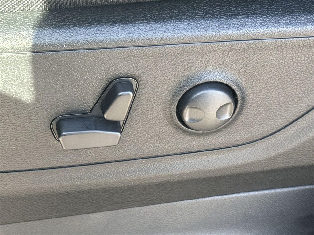 2025 Ram 1500 Big Horn/Lone Star Quincy MA