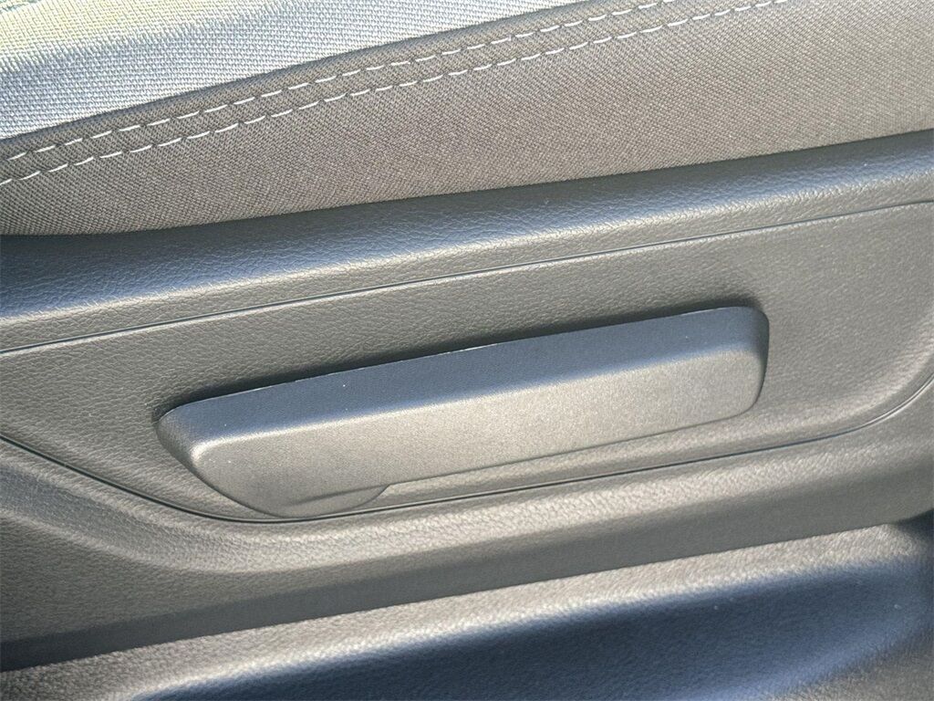 2025 Ram 1500 Big Horn/Lone Star Quincy MA