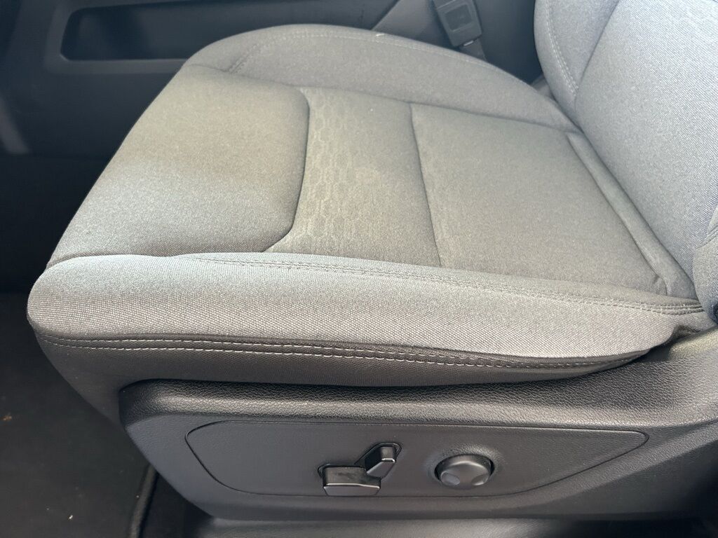 2025 Ram 1500 Big Horn/Lone Star Quincy MA