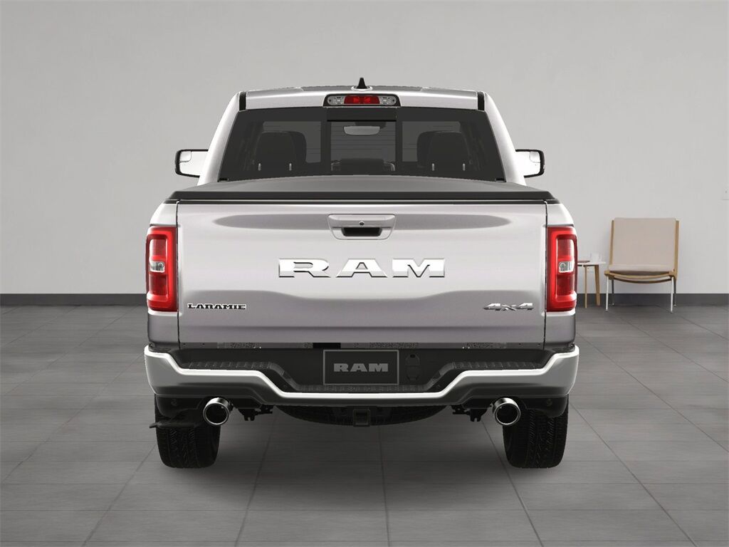 2025 Ram 1500 LARAMIE CREW CAB 4X4 5'7' BOX Kenosha WI