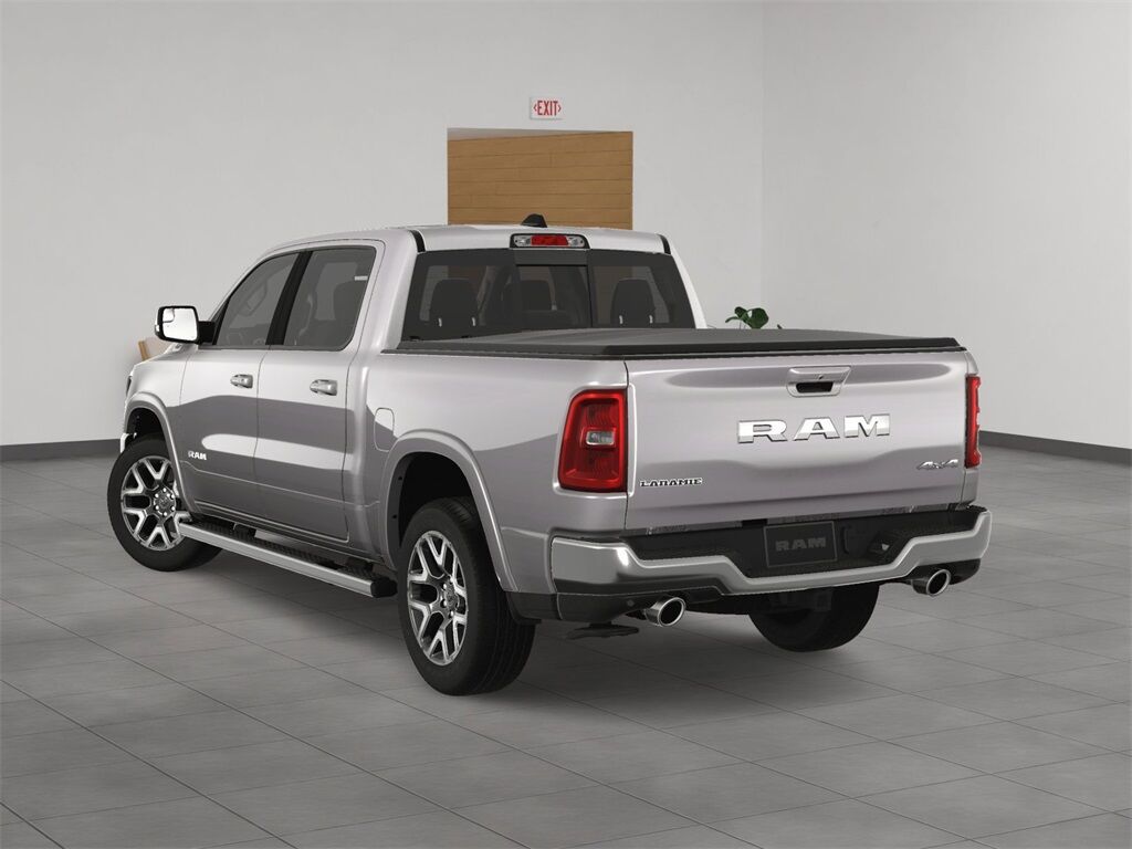 2025 Ram 1500 LARAMIE CREW CAB 4X4 5'7' BOX Kenosha WI