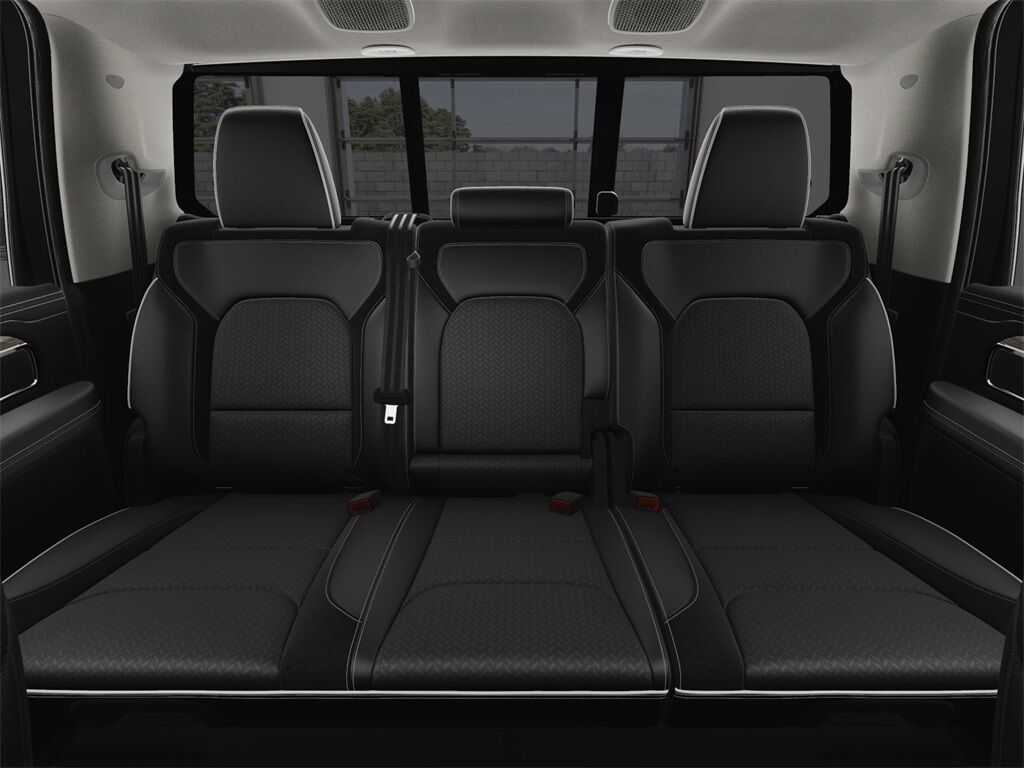 2025 Ram 1500 LARAMIE CREW CAB 4X4 5'7' BOX Kenosha WI