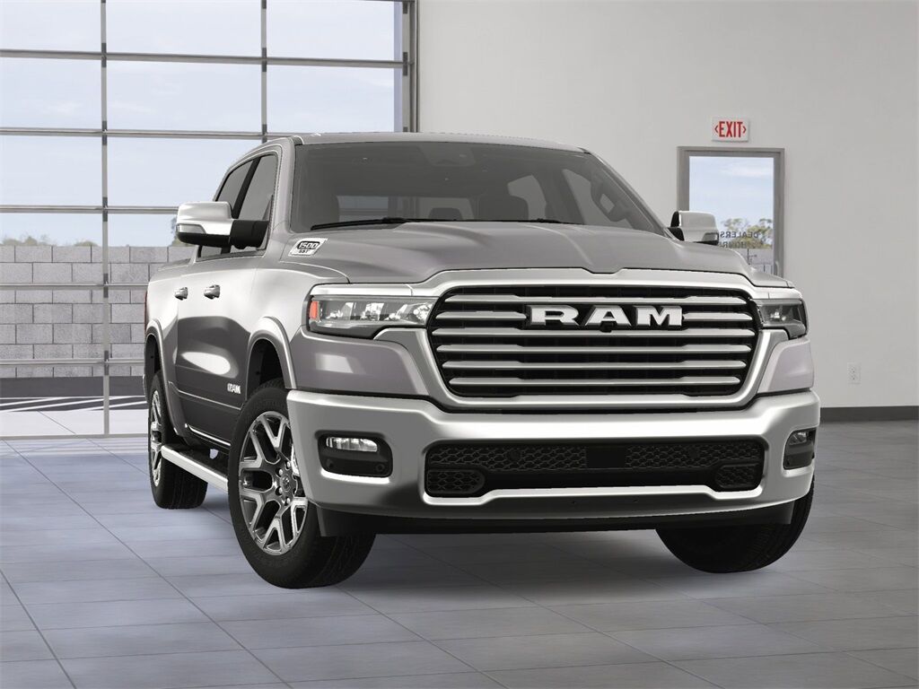 2025 Ram 1500 LARAMIE CREW CAB 4X4 5'7' BOX Kenosha WI
