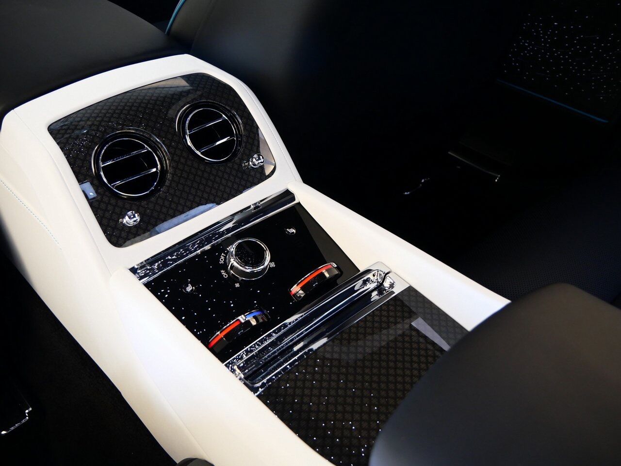 2025 Rolls-Royce Black Badge Spectre Lawrence KS