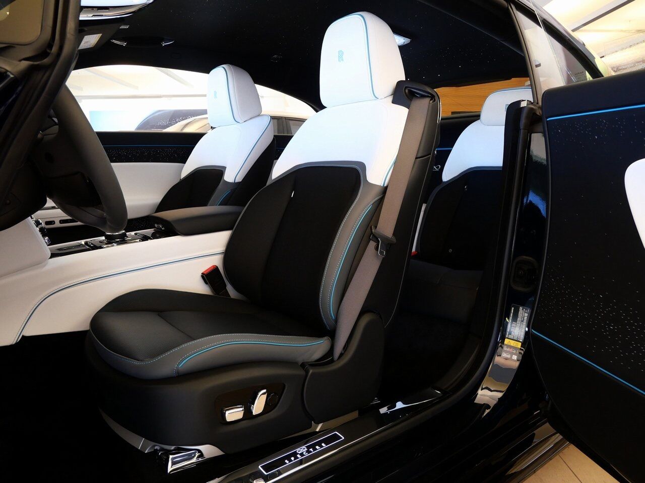 2025 Rolls-Royce Black Badge Spectre Lawrence KS