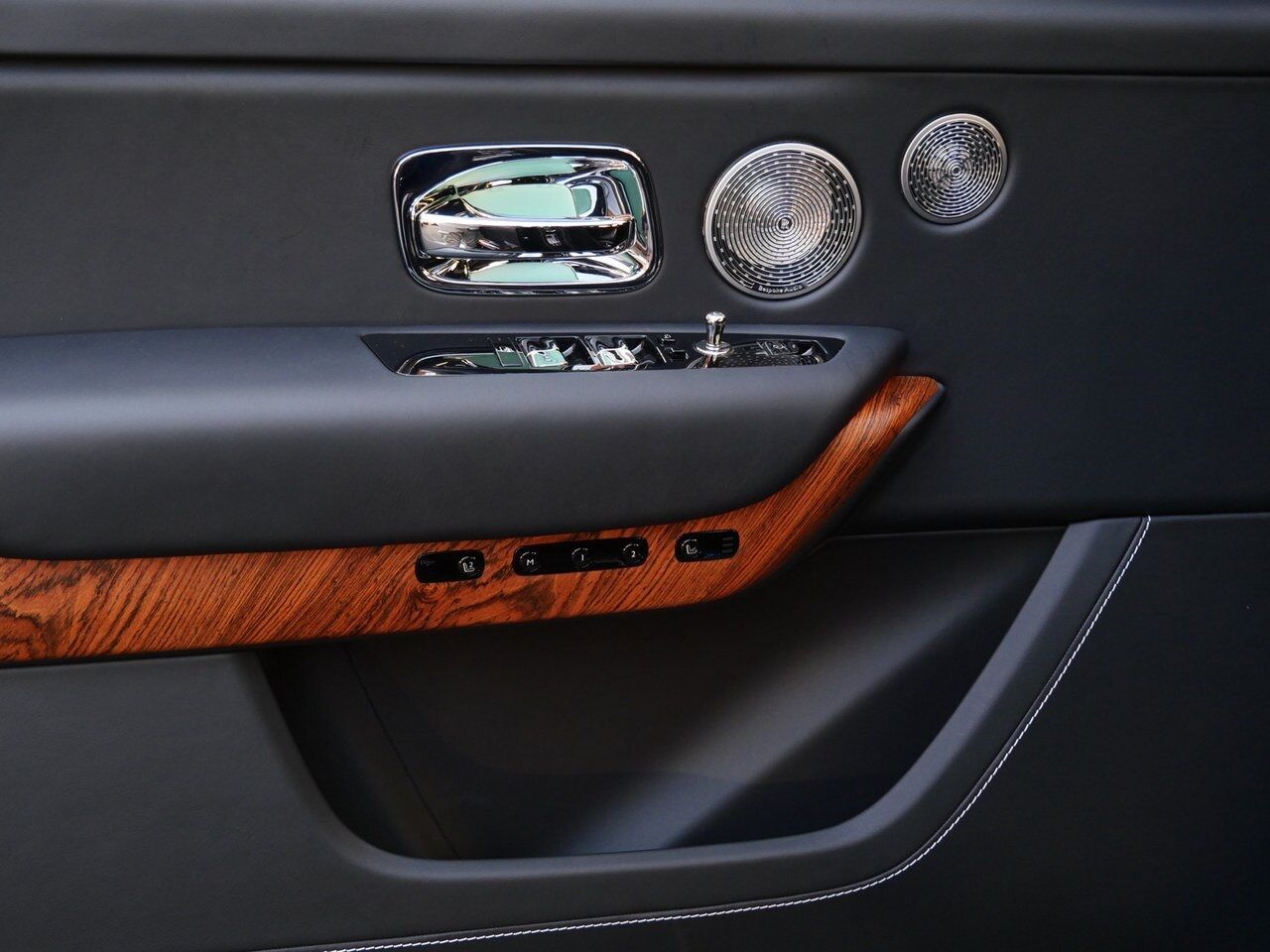 2025 Rolls-Royce Cullinan Lawrence KS