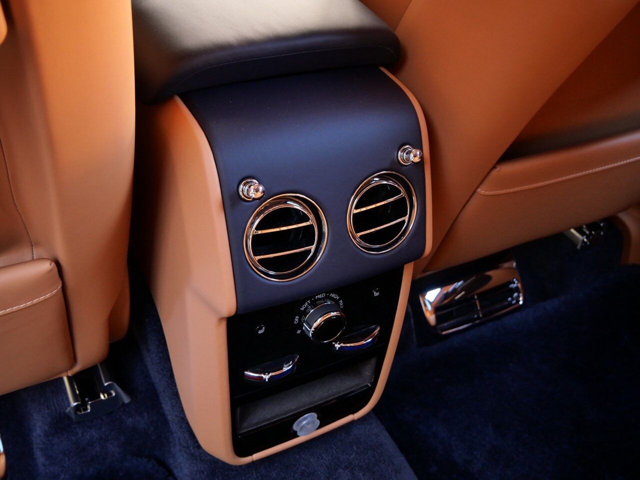 2025 Rolls-Royce Cullinan Lawrence KS