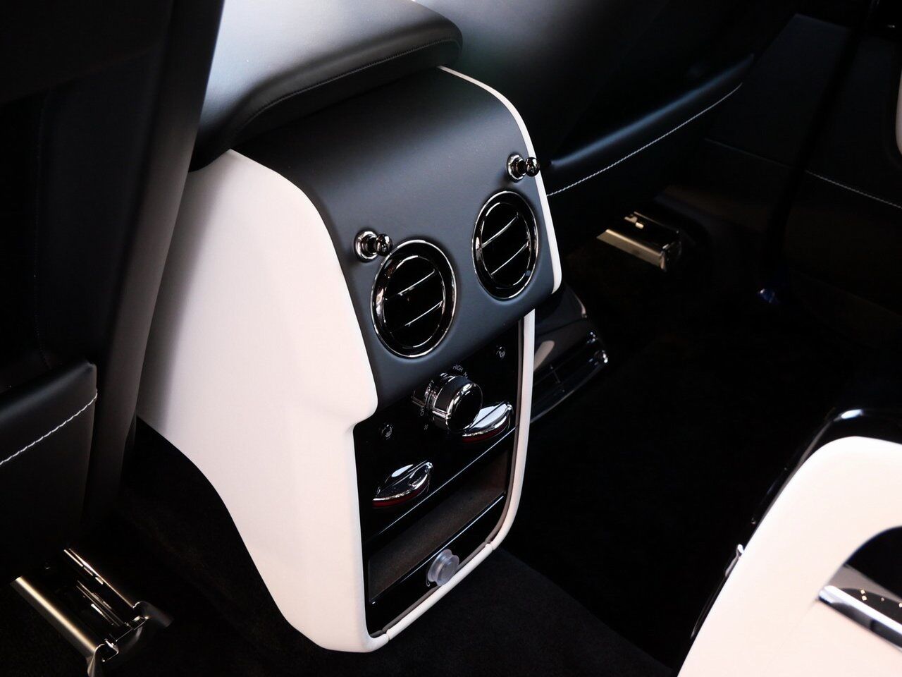 2025 Rolls-Royce Cullinan Lawrence KS