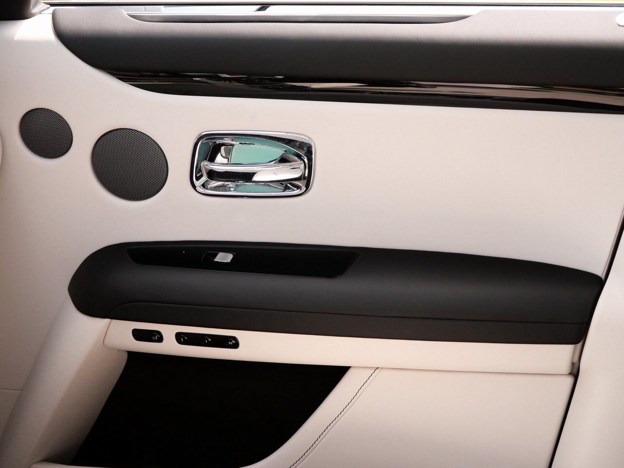 2025 Rolls-Royce Ghost Lawrence KS