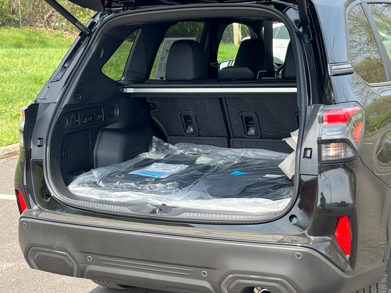 2025 Subaru Forester Hybrid Limited Hagerstown MD