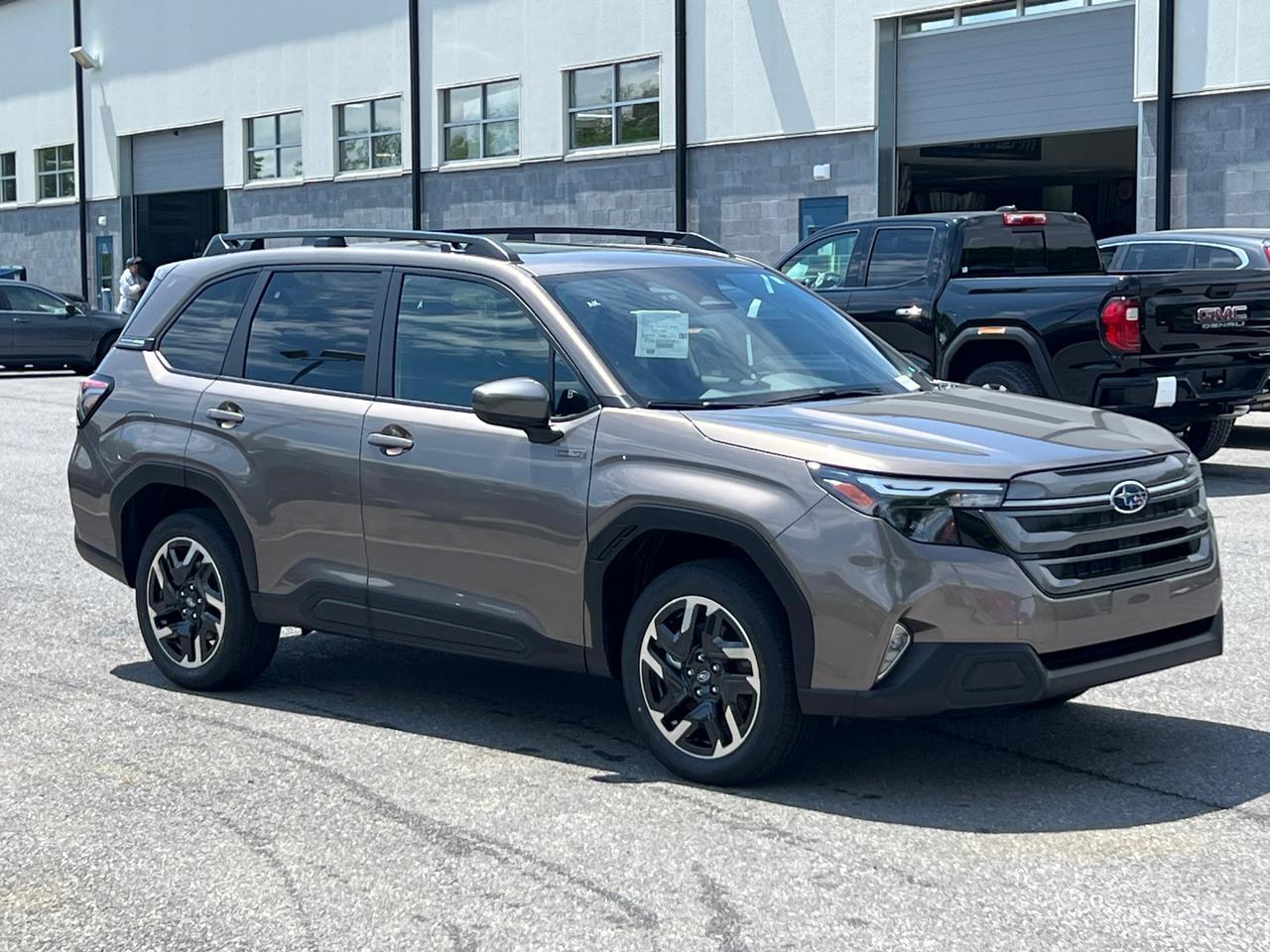 2025 Subaru Forester Hybrid Premium