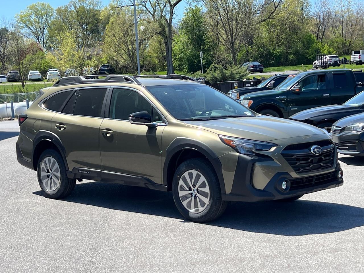 2025 Subaru Outback Premium