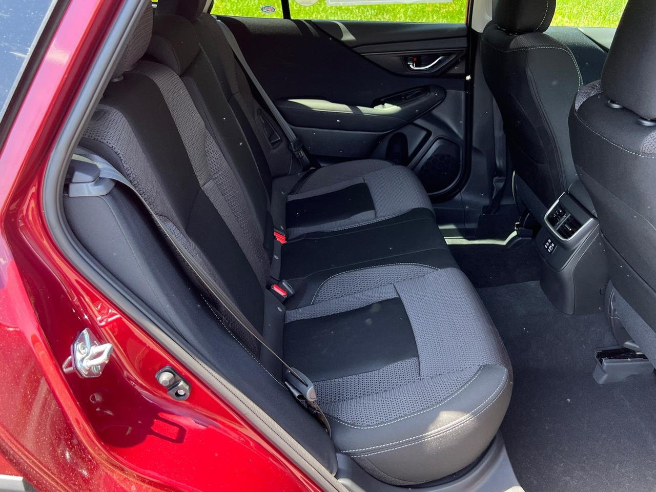 2025 Subaru Outback Premium Hagerstown MD