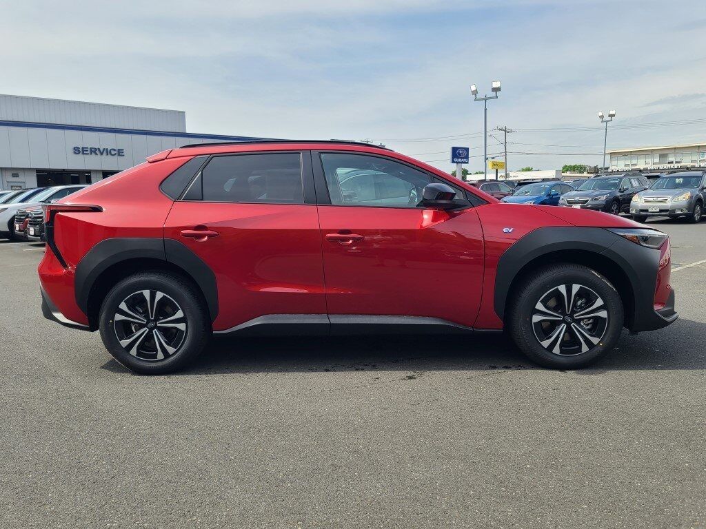 2025 Subaru Solterra Premium Springfield VA