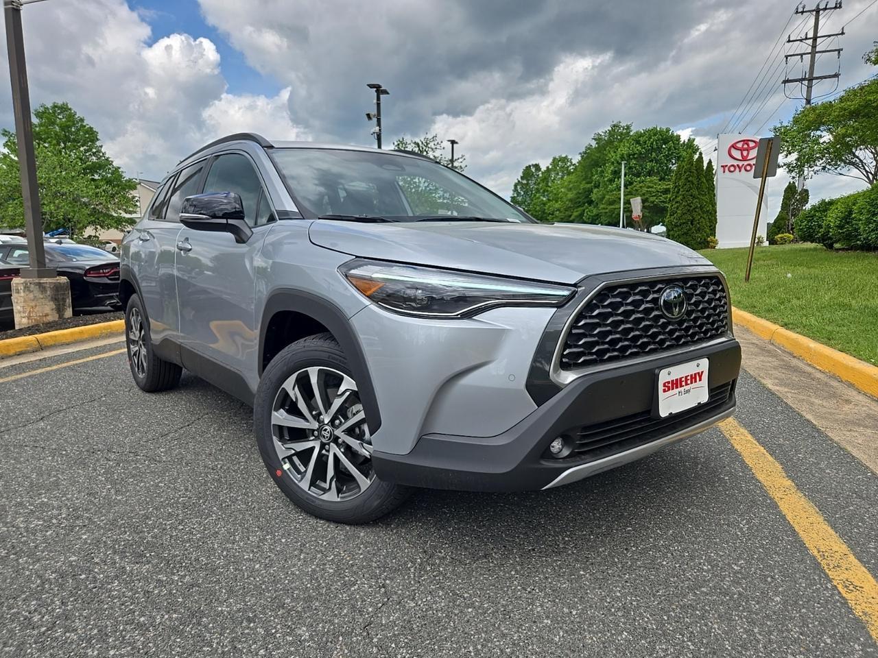 2025 Toyota Corolla Cross XLE